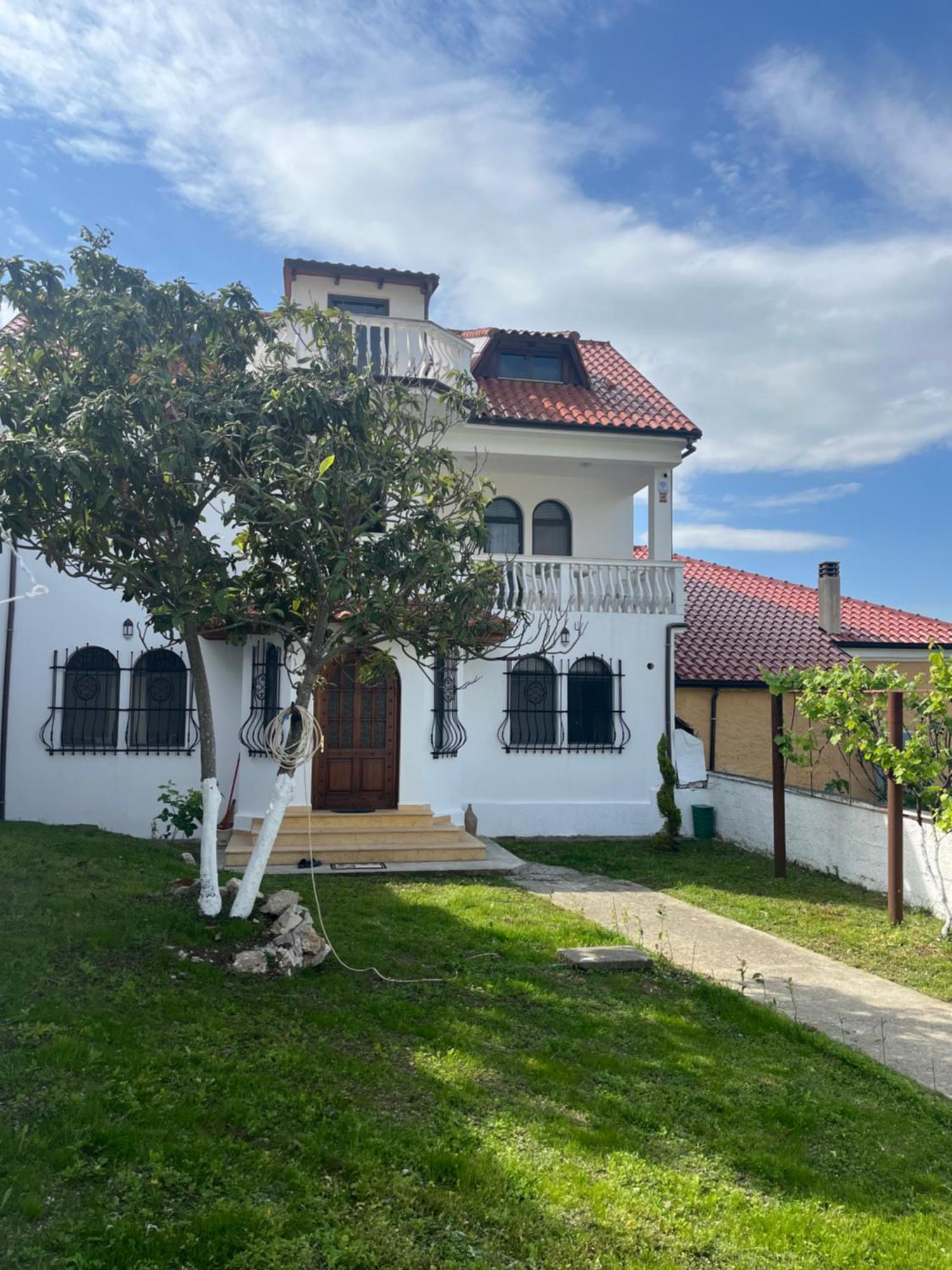 Vila Taga Guesthouse Krujë المظهر الخارجي الصورة
